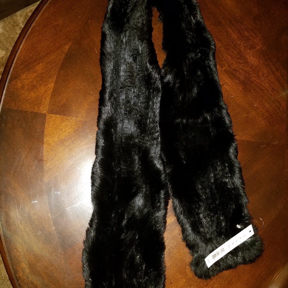 Rabbit fur scarf.